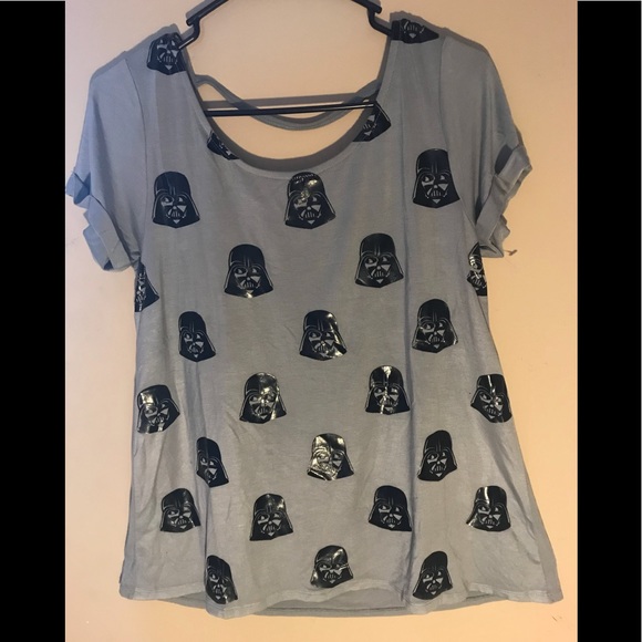 🌟Star Wars Top ⭐️ - Picture 1 of 3